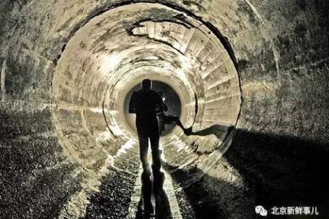 梦见死人去自己去付礼，探索梦境背后的深层含义