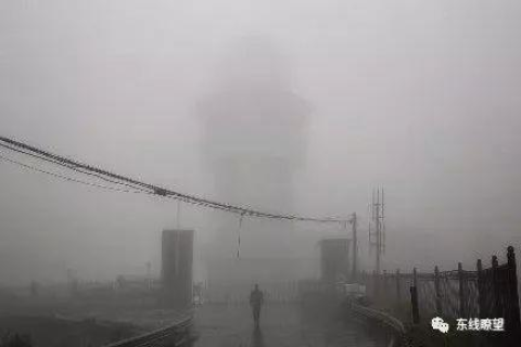 穿越梦境与现实的桥梁，探访已故亲人之旅