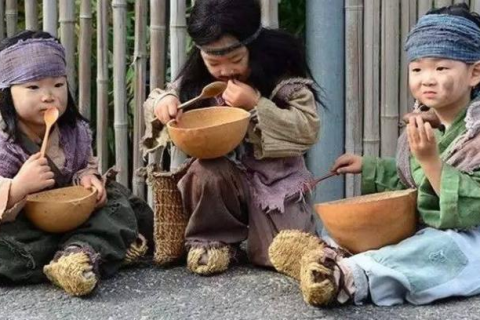梦境解析，梦见别人家养了好多像狐狸的动物
