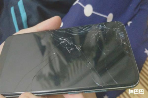 梦境解析，频繁梦见手机屏幕碎裂的象征意义