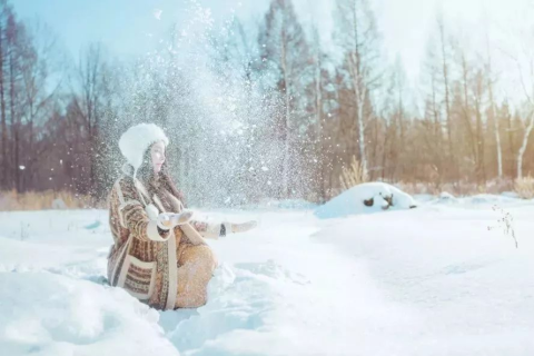 梦见下雪，梦境中的纯净与希望