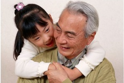 梦见已故奶奶生小孩，梦境背后的深层含义与情感解析