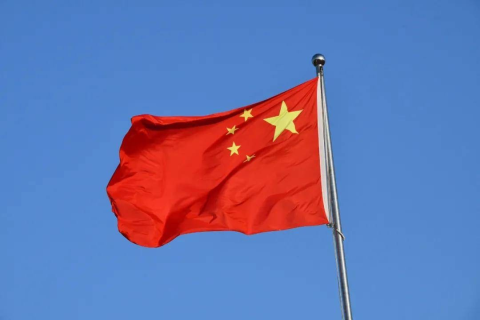 梦境的涟漪，梦见喜欢的人出国了，是内心的渴望还是预兆？
