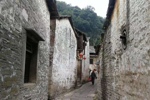 梦回往昔，前男友目睹我驾车离去的深层含义