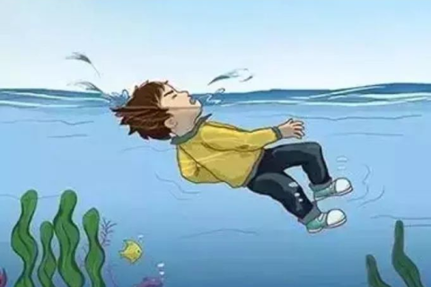 梦境解析，梦见有人追打潜入水中还追打