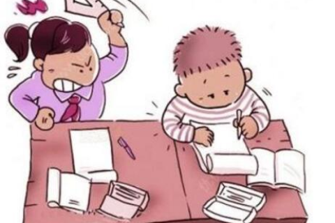 梦境解析，梦见不认识的同班同学陷害自己并引发冲突