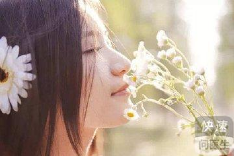 梦境的迷雾，解析梦见自己最爱的和别的女人在一起的深层含义