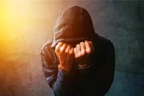 梦见一个陌生的男孩的名字，探索梦境背后的深层含义