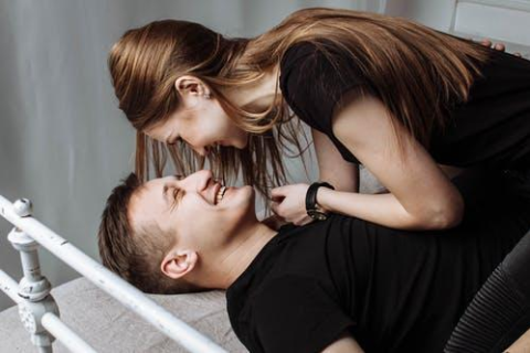 未竟之梦，未婚男子梦见与前女友育有子女，情感与责任的交织