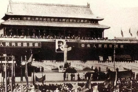梦里再现旧景，解析男友背叛之梦