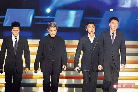 分手五年，她已嫁为人妇，我亦有所归属，为何梦中仍见她？