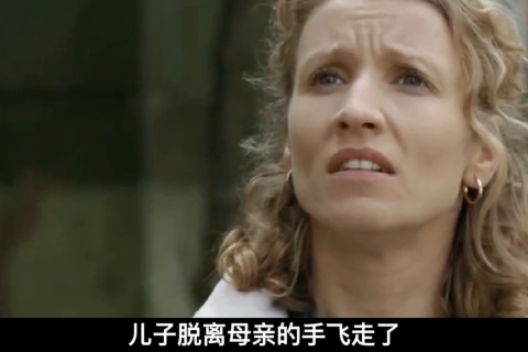 梦魇中的悲恸，解析梦见自已的妈妈和儿子死了哭的伤心的醒了的深层含义