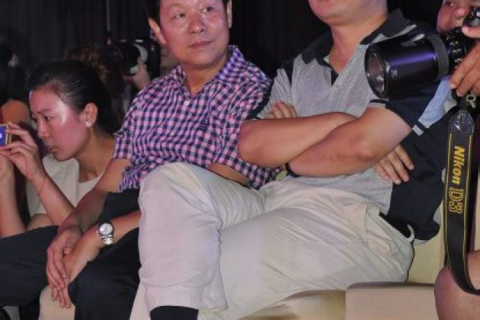 梦境的破碎，解析梦见老公把婚纱照都撕了的深层含义