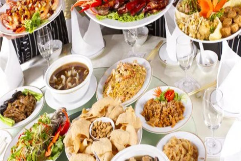 周公解梦，梦见与恋人共进美食，情感甜蜜预示未来？
