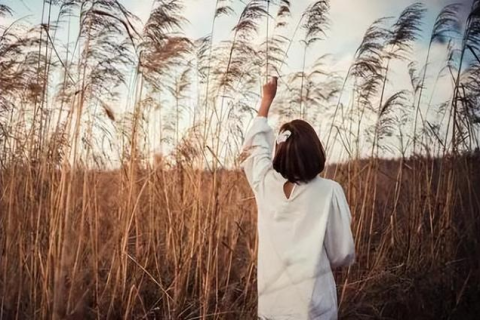 为什么总梦见前男友，梦里却开心又幸福？解析梦境背后的深层含义