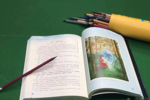 解梦一个困扰多年的梦，探索梦境背后的深层含义与心理启示