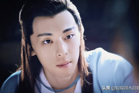 梦见被狐狸俯身，探索梦境背后的深层寓意与启示