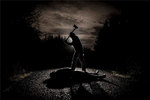 梦境解析，晚上梦到死人钱还从上面走过去意味着什么
