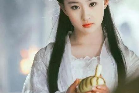 梦见蛇群追逐与自我逃脱，探索梦境中的象征与启示
