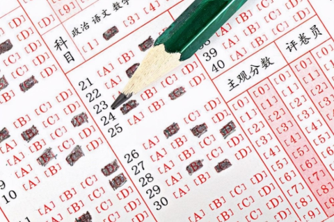 梦境解析，换井水时偶遇蛇的深层含义