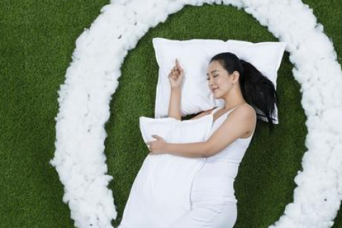 孕妇梦见自己起死回生，古老梦境的现代解读与心灵启示