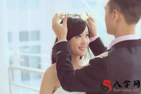 梦见和一个陌生人结婚，探索梦境背后的深层含义与心理解析