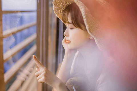 梦境交织，解析梦见男朋友和别的女人小孩一起的深层含义