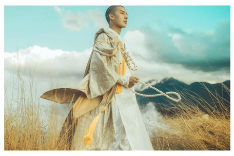 解梦梦见和尚师傅，探寻梦境背后的深层含义与启示