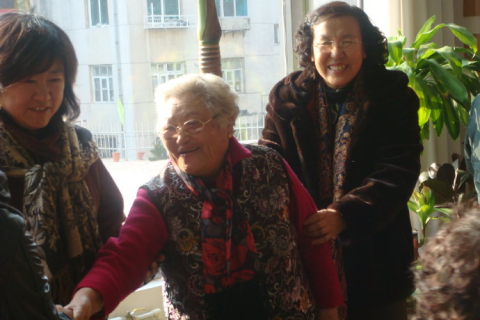 梦见结婚化妆，探索梦境中的婚礼与自我成长