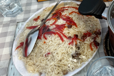梦见吃大米饭，探寻梦境背后的深层含义