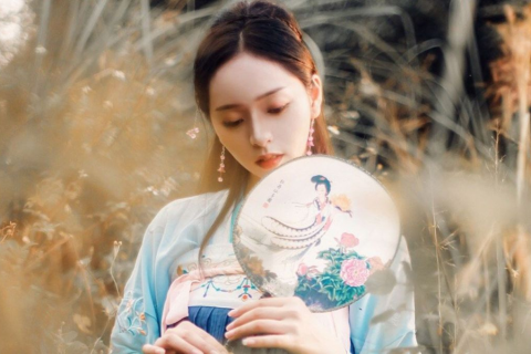 为何心爱女生难相忘？三年梦回，情感深处的未竟之旅