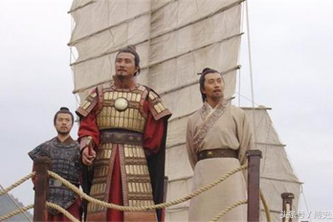为什么我做梦老梦到在有很多坟墓的地方走也走不出来？