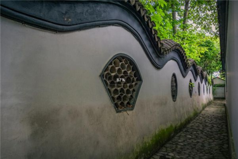 梦见挖坟墓，梦境背后的深层含义与心理解析