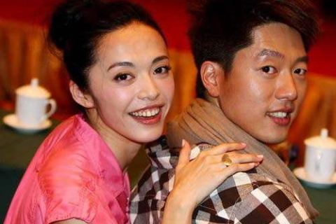 梦见自己领结婚证，探索梦境背后的深层含义与心理解析