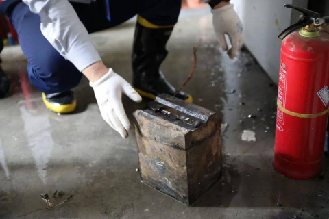 梦境中的警示，梦见家里有棺材，丈夫状况堪忧的深层解读