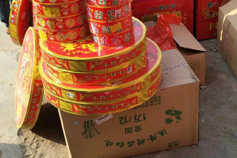 梦见梦给亲人买鞋，解读梦境中的情感纽带与象征意义