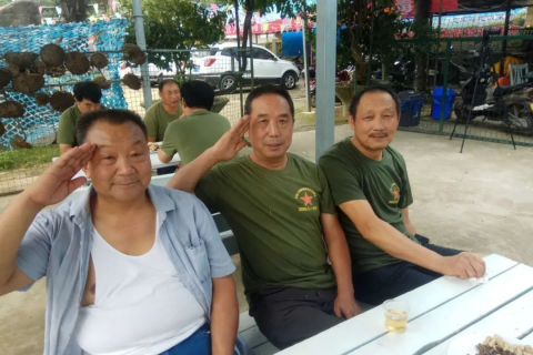 梦回往昔，解析梦到死去亲属的深层含义与情感慰藉