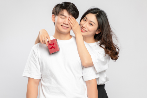 好朋友梦见我和男友分手，梦境背后的深层含义与情感解析