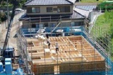 梦见自己盖了一栋房子，探索潜意识中的建造与成长之旅