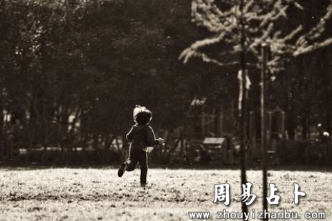 做梦梦到父亲去世谁能解读，心灵深处的哀愁与成长