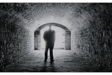 梦境中的恐惧与启示，解析梦到被鬼抓的象征意义