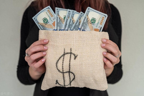 梦境中的购物奇遇，梦见钱买东西没数清的深层解析