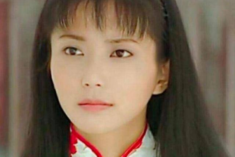 梦境解析，梦到被蛇咬在大腿上但最终将其捏死的深层含义