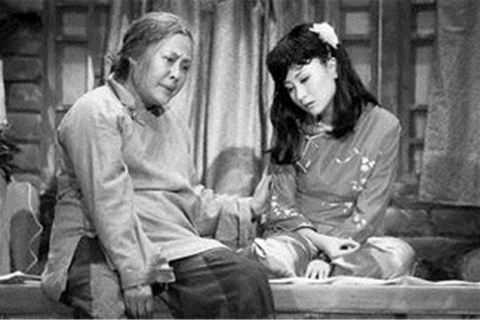 梦境的哀歌，解析梦见朋友诉苦说她女儿死了的深层含义