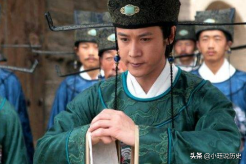 梦境中的哀愁，为何梦见棺材出殡从老家房屋抬出，我为何如此不悦？