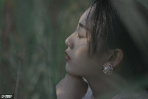 梦回往昔，三年情感余温与分手后梦境解析