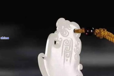 梦境解析，手中握玉，寓意深远