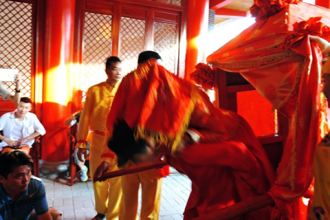 梦见自己和哥哥结婚，梦境背后的深层含义与解析