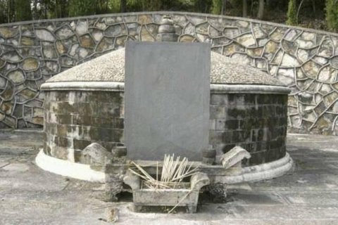 梦境与现实交织，梦见死去的父亲还活着与自己对话的深层含义