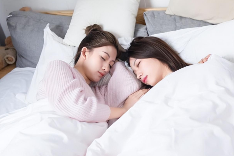梦境中的秘密语言，为什么反复梦见同一个人，是暗示与信息传递的奥秘？